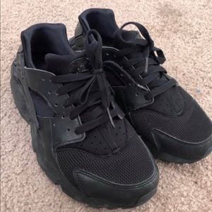 Huaraches women all black